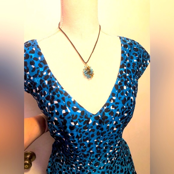Kay Unger, Silk Blend Blue, BLK&White Leopard, Fit&Flare V-Neck Midi Dress SZ 10 - Picture 8 of 16